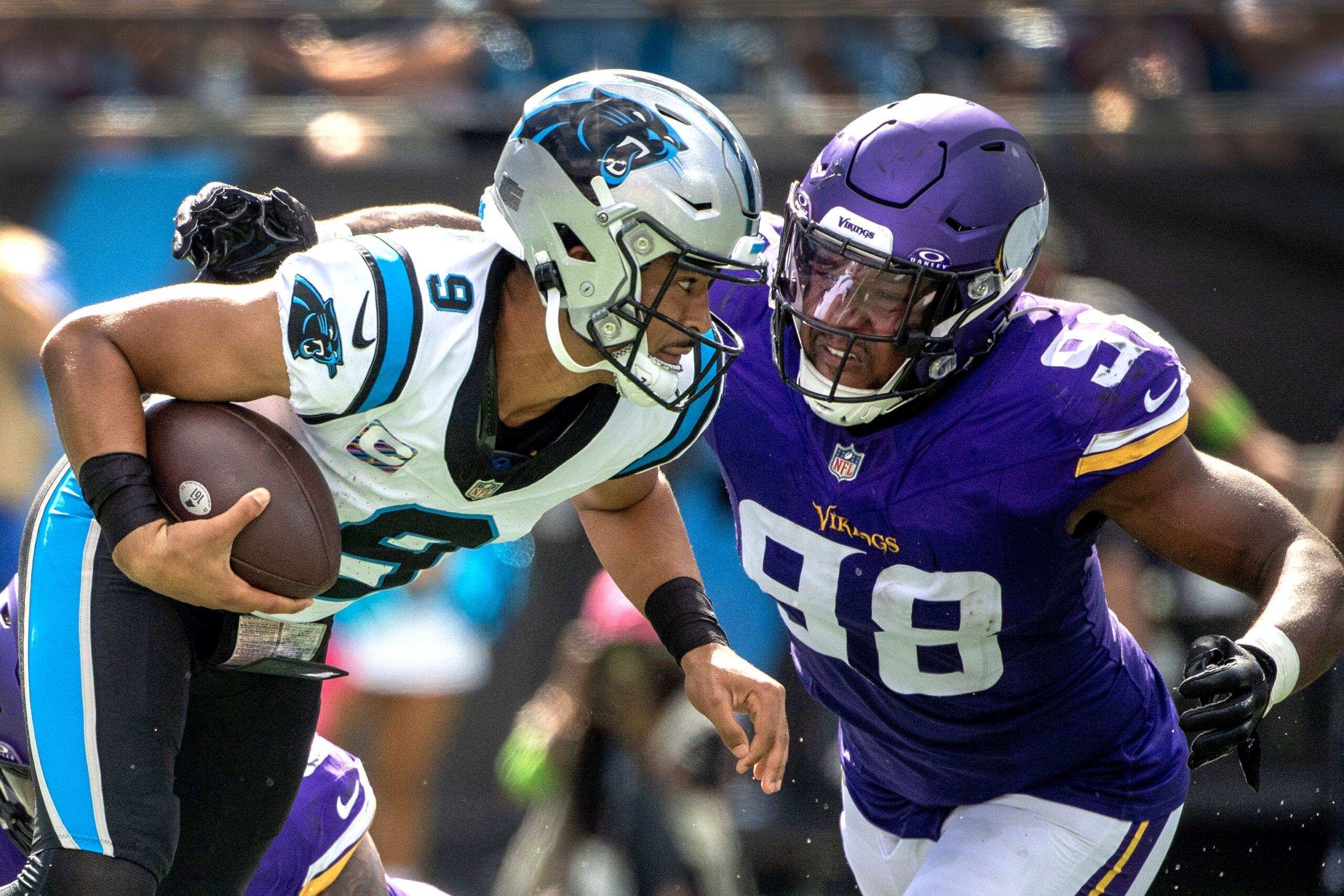 Offensive PFF grades from Vikings' 21-13 win vs. Panthers