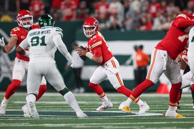 Chiefs QB Patrick Mahomes comments on controversial defensive holding call vs. Jets