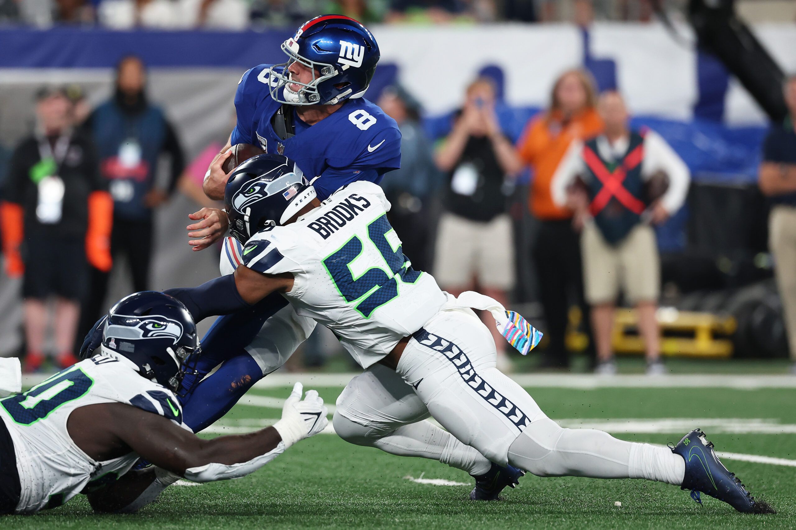 Seahawks stuff Giants, cruise to 24-3 win, Sports