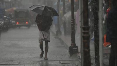 Heavy rain causes flooding, closure of schools in parts of Kerala
