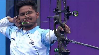 Asian Games: Archers Ojas Deotale and Abhishek Verma in all-Indian final