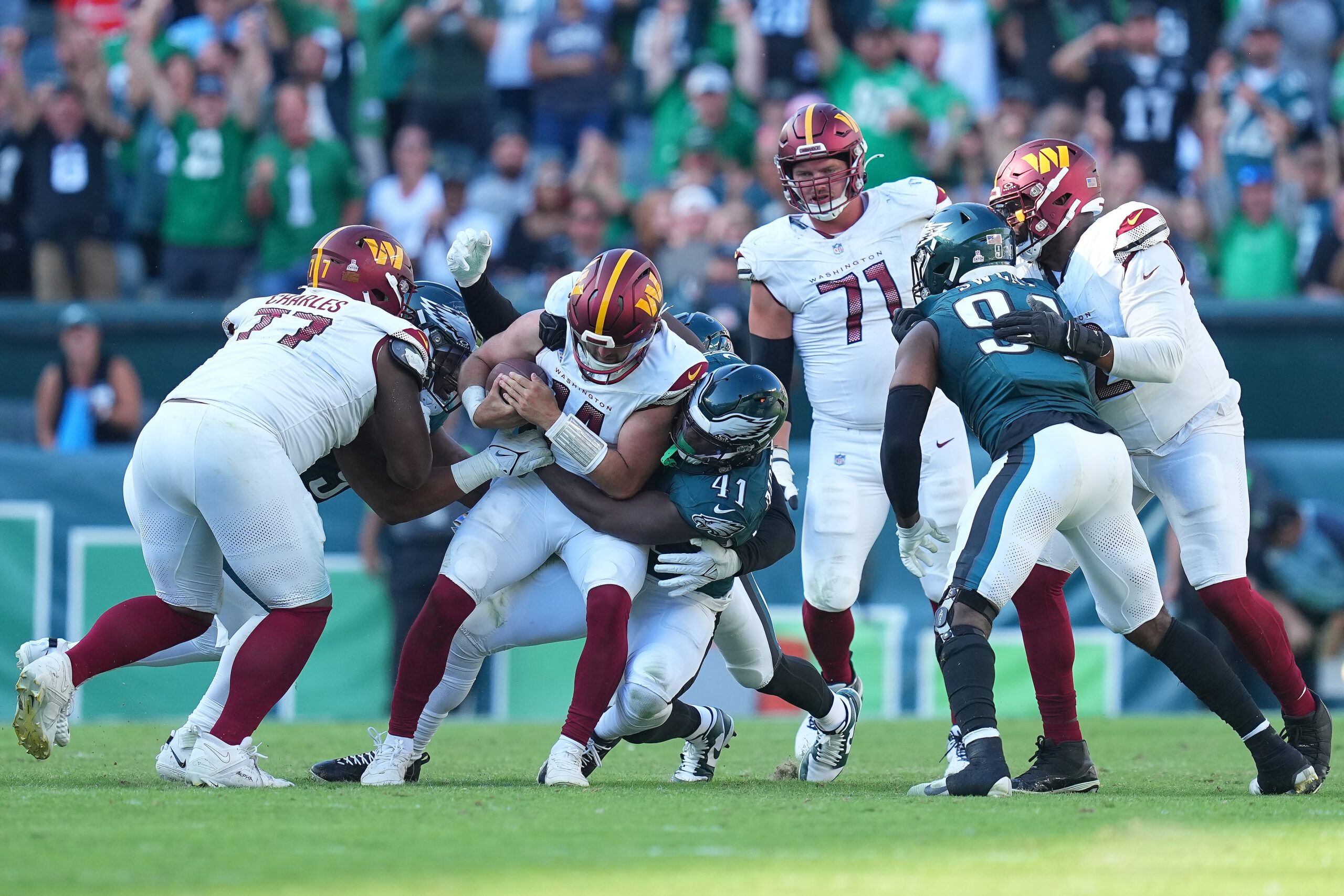 Instant analysis of Eagles thrilling 34-31 win over Commanders in