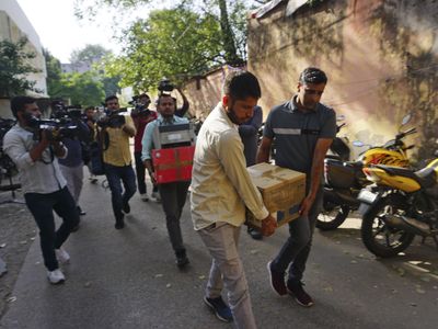 New Delhi police launch fresh raids on Indian journalists