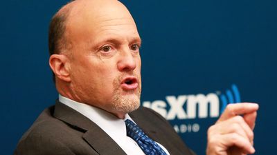 Jim Cramer battles high bond yields on Twitter