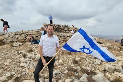 Thousands March To Biblical Site In Samaria Amid Threats To Historic Heritage