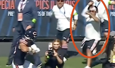 Cole Kmet and 2 Bears fans combined for an elaborate, hilarious home run TD celebration