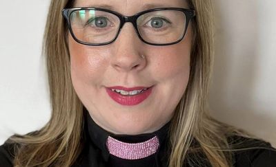 Vicar Sparks Jewel-Encrusted Dog Collar Trend In Memory Of Girl’s ‘Sparkly’ Spirit