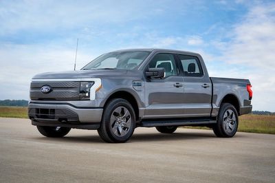 5 Things To Know About Ford’s F-150 Lightning Flash Electric Truck