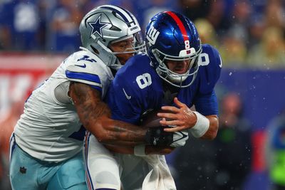 Cowboys’ Micah Parsons Defends Rival Giants QB Daniel Jones After Dismal Game