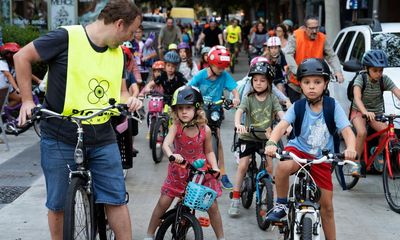 The bicibús: how Barcelona got kids cycling safely to school – and loving it!