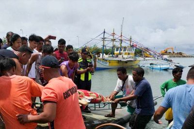 3 Filipino fishermen die in South China Sea after their boat is hit by a passing commercial vessel