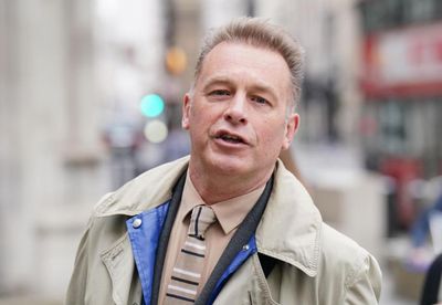 Chris Packham issues legal challenge against Rishi Sunak