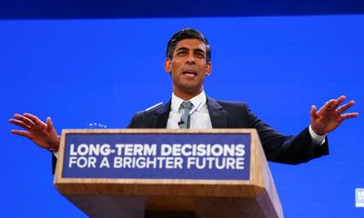 Rishi Sunak announces scaling back of HS2 in Tory conference speech
