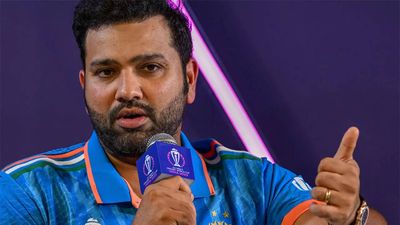 It is time for us to get secluded and focus on the job: Rohit Sharma
