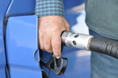 Crude Prices Sink as U.S. Gasoline Demand Slumps