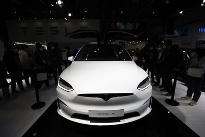 Tesla’s Lackluster Phase Could Be Temporary, Says Bullish Analyst