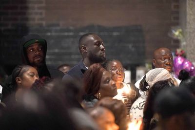 Stormzy joins mourners at vigil for Croydon stab victim Elianne Andam