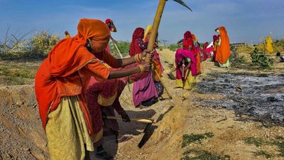 Activists call for defeat of BJP to save MGNREGA from neglect