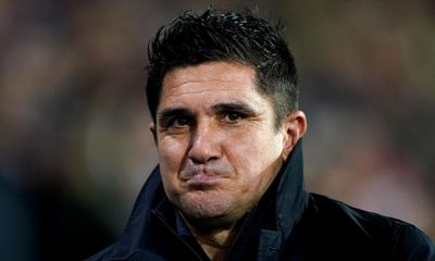 Sheffield Wednesday sack Xisco Muñoz after poor start to Championship season