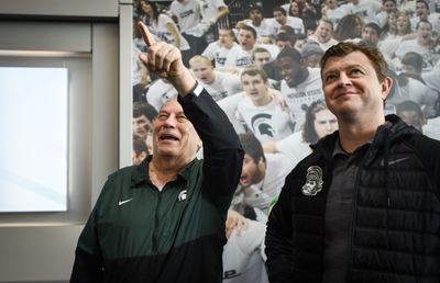 WATCH: Michigan State’s Adam Nightingale and Jeremy Fears have funny pizza encounter