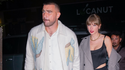 There’s A New Twist To The Taylor Swift Distraction Theory And I’m Officially On Board