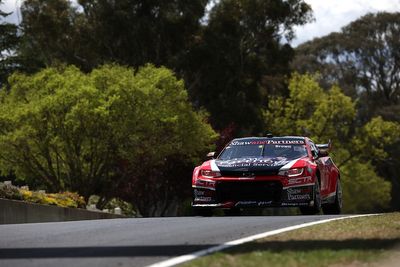 Bathurst 1000: Brown edges Payne in first practice