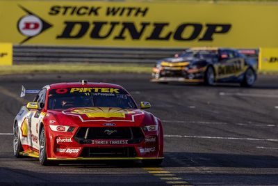 Supercars answers as Ford teams unite against 'unacceptable disadvantage'