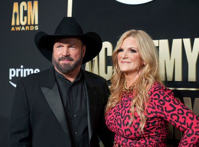 Garth Brooks, Trisha Yearwood talk working with the Carters for Habitat for Humanity and new music