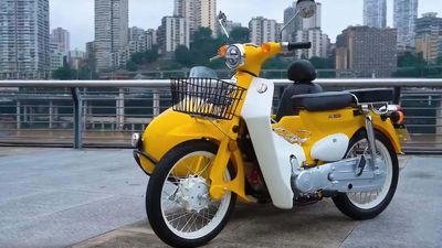 Jialing CoCo Is Back With A Super Cub-Alike With A Sidecar