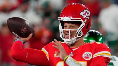 Patrick Mahomes Has Blunt Assessment of His Own Performance Amid Early Struggles of Receivers