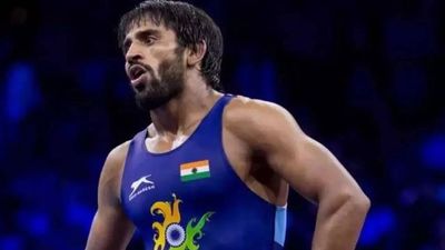 Asian Games: Indian wrestler Bajrang Punia falls short in semifinals