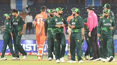 Pakistan persists and overcomes a spirited Netherlands performance at World Cup