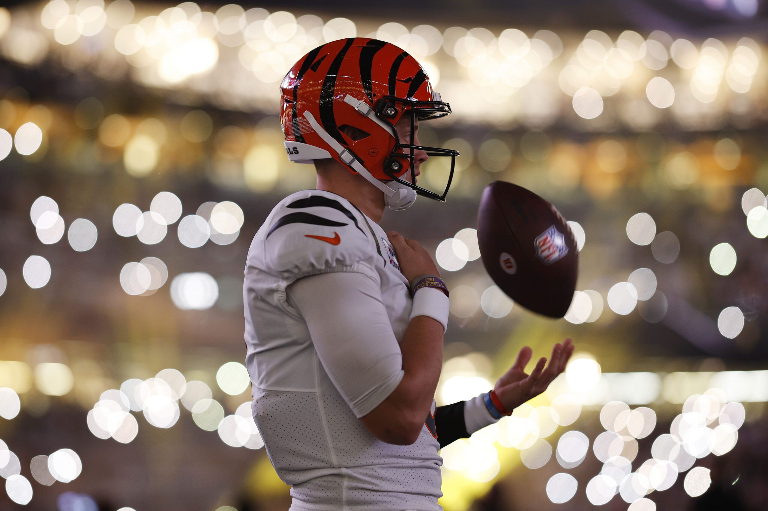 Bengals news: Taylor makes call on Burrow, Higgins injury, 2024 draft