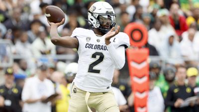 Rival Coach Says Colorado’s Shedeur Sanders Takes Sacks to Pad Stats, per Report