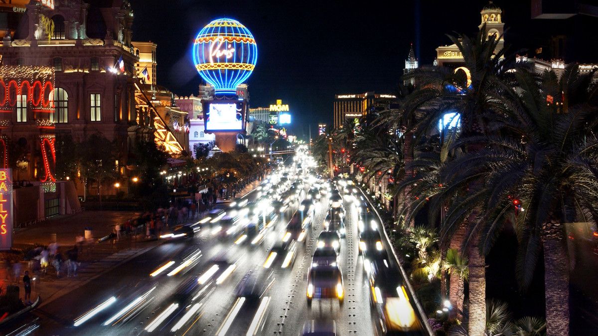 Lawsuit: Vegas Strip resorts used vendor to fix hotel rates