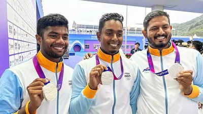 Recurve archers bring more glory to India
