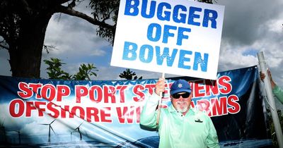 'We'll turn the tide': thousands rally against Port Stephens offshore wind