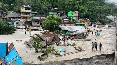 Sikkim flash floods | Death toll rises to 30; 62 found alive