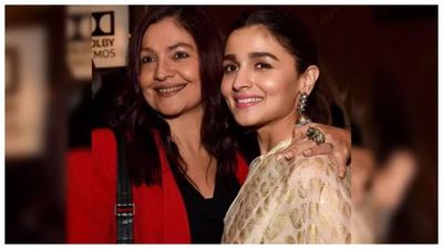 Throwback: When Alia Bhatt revealed she was 'very jealous' of half-sister Pooja Bhatt for THIS reason