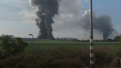 Hamas launches large scale missile strikes into Israel as fighters infiltrate country