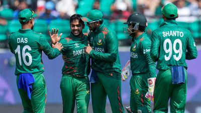 Mehidy Hasan stars in Bangladesh's winning start at ODI World Cup