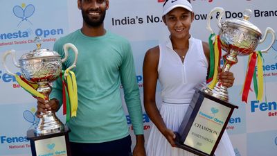 Siddharth Vishwakarma, Shrivalli Bhamidipaty emerge National tennis champions