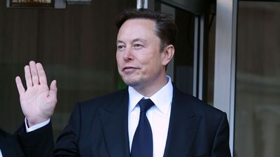 Tesla’s Elon Musk Calls For Overhaul Of SEC Amid Lawsuit