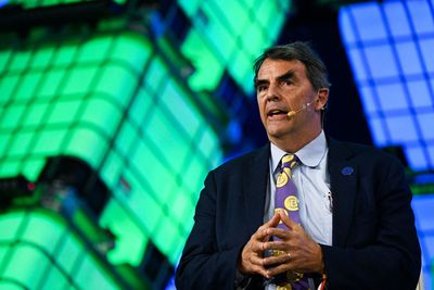 Venture Capitalist Tim Draper Regrets Selling Tesla Stake Early