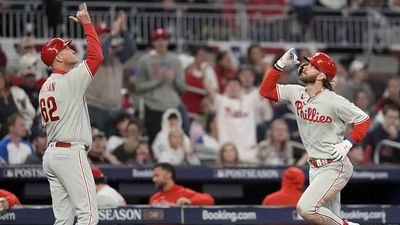Phillies blank Braves 3-0 in NLDS Game 1