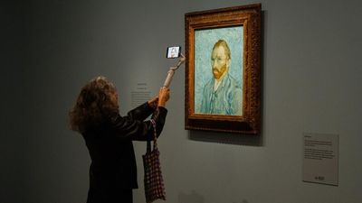 Artificial intelligence generates virtual Van Gogh at Paris expo