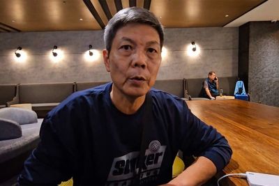 China critic stuck in Taiwan transit lounge granted asylum in Canada