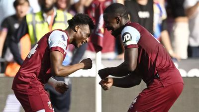 West Ham United grab late draw with Newcastle after Isak double