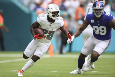 Dolphins De’Von Achane reaches 21.76 mph on 76-yard TD run