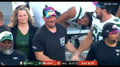 Jets Players and Coaches Lined Up to Hug Nathaniel Hackett After Win Over Broncos